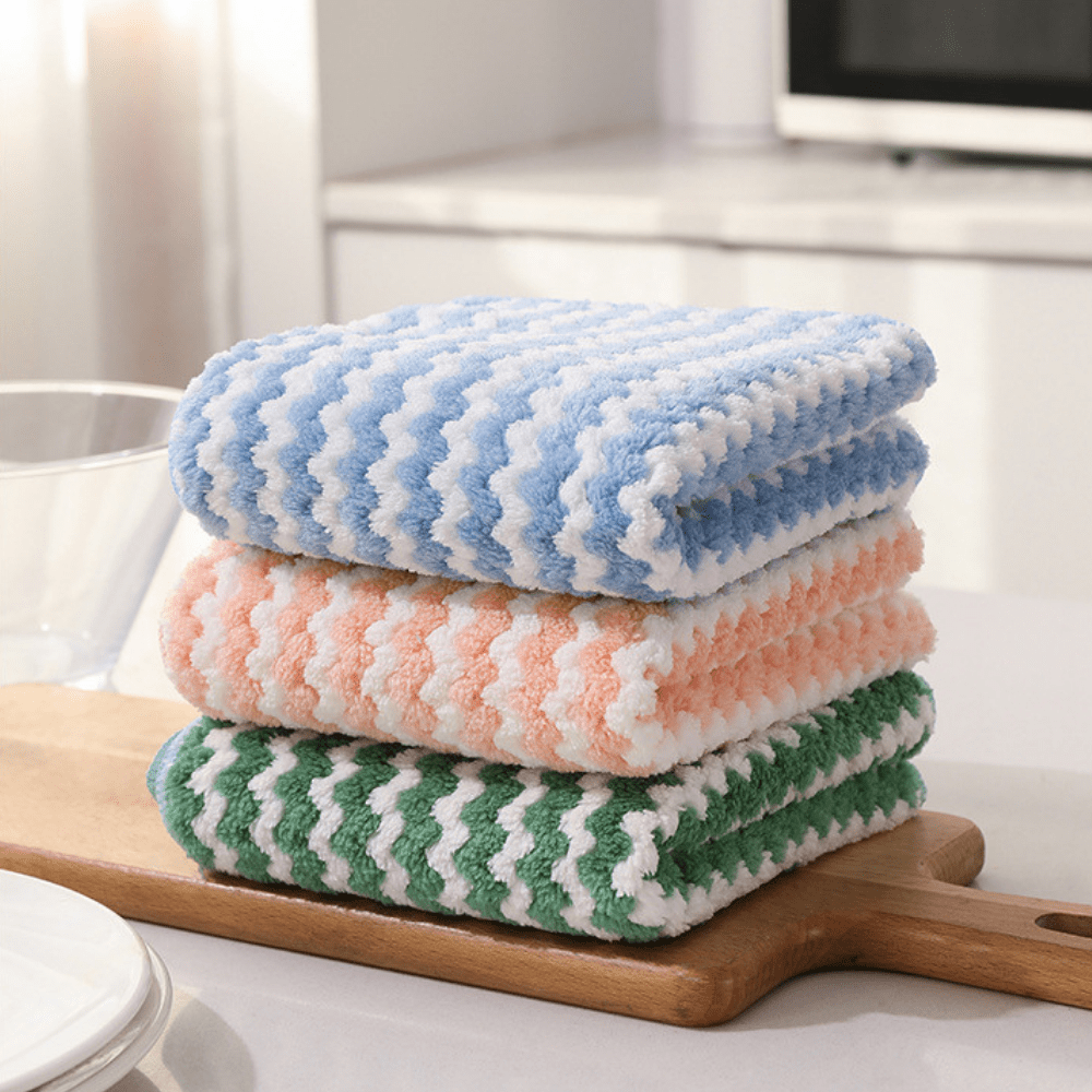  Microfiber cleaning wipes - highly absorbing, reusable towels for cleanliness-4