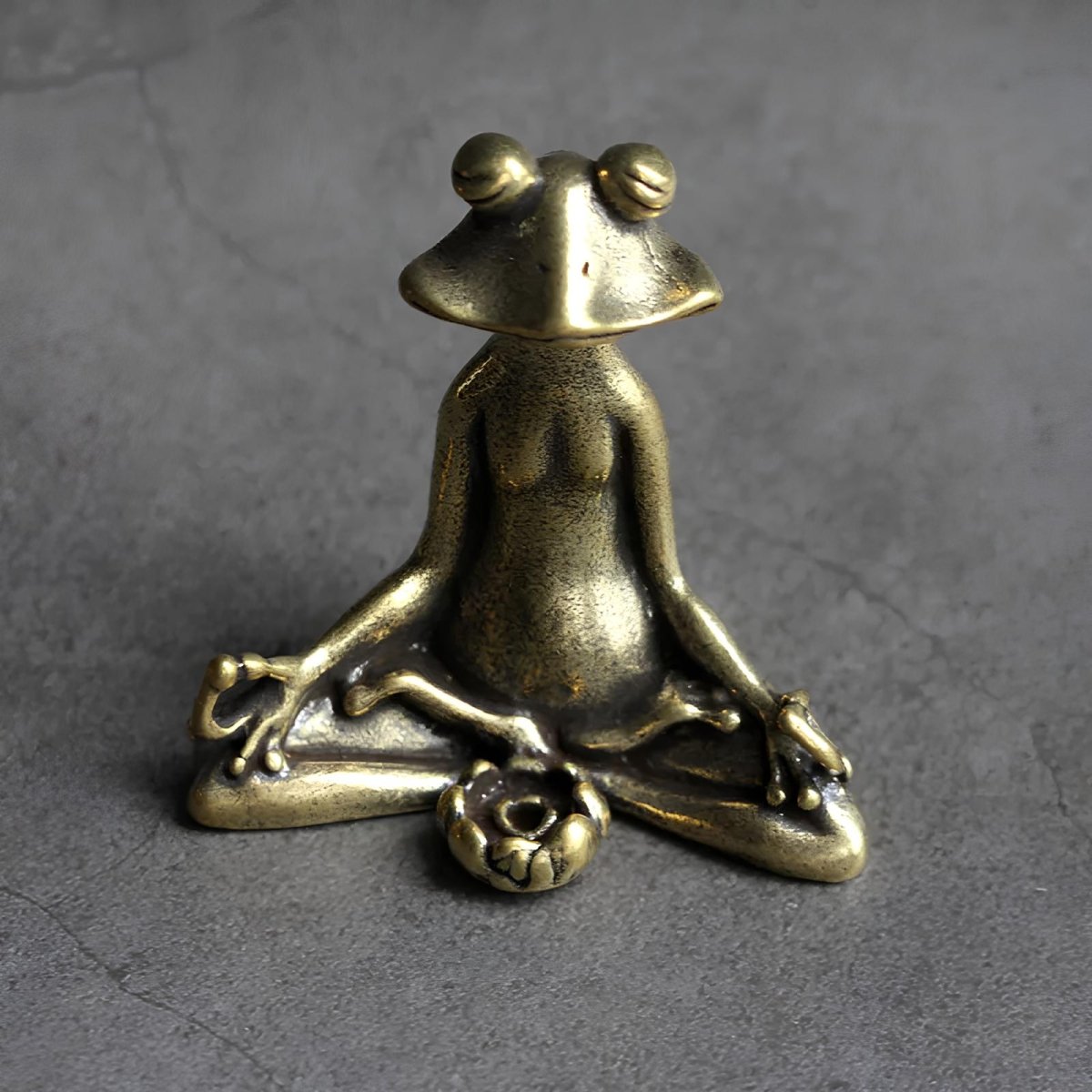 ZENFROG – Brass Incense Holder with Meditating Frog Design for Mindful Décor