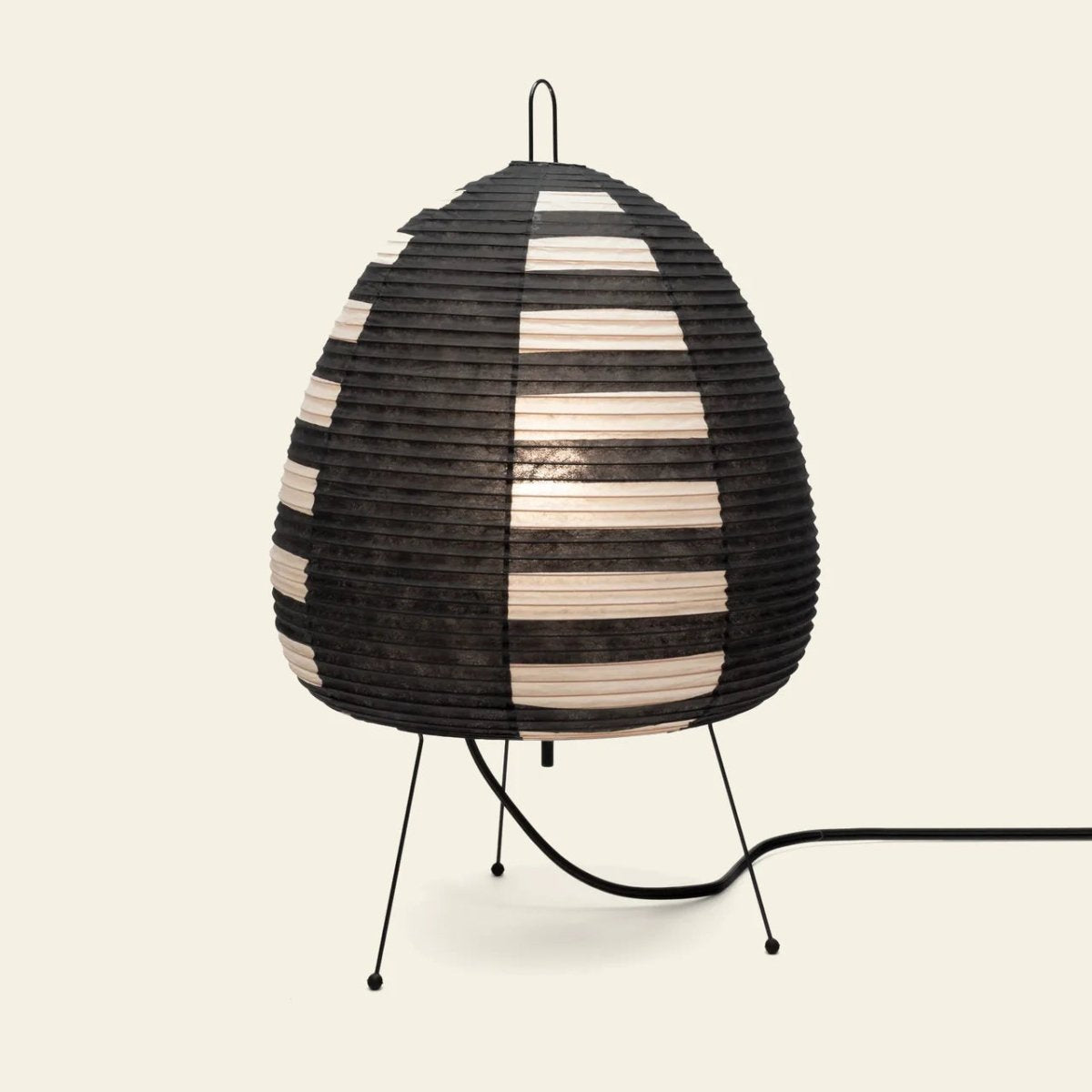 Zenora – Lampada da tavolo in carta di riso dal design giapponese wabi-sabi