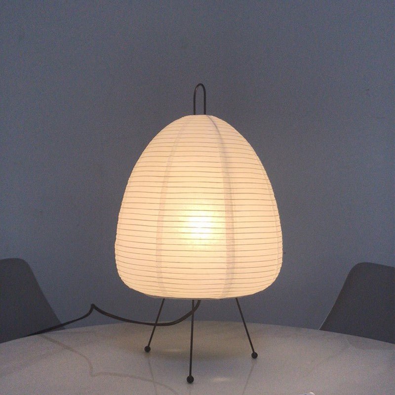 Zenora – Lampada da tavolo in carta di riso dal design giapponese wabi-sabi